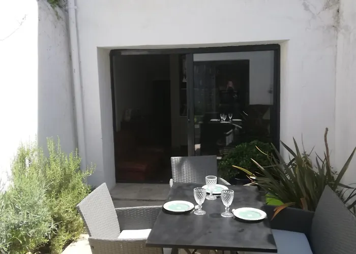 Belle Maison De Village Entierement Climatisee